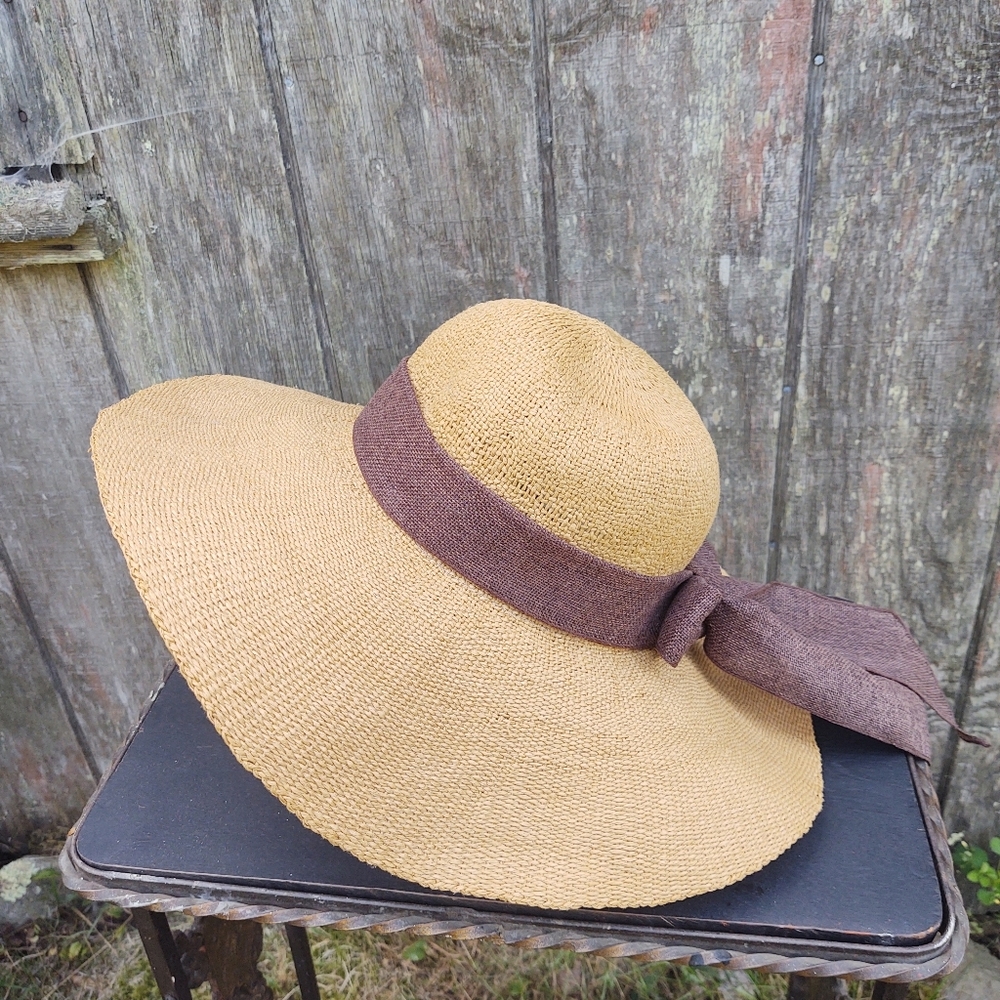 Wide Brim Floppy Straw Sunhat